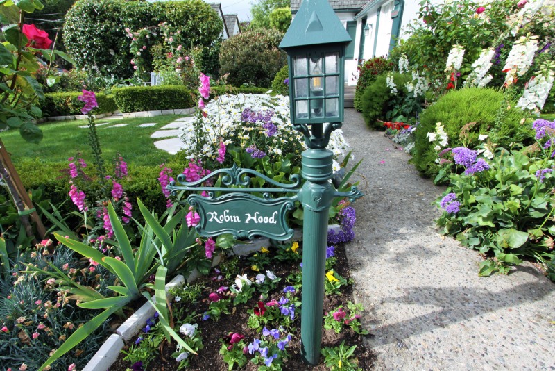 lincoln-green-inn-gardens-cottages-june-2023-26