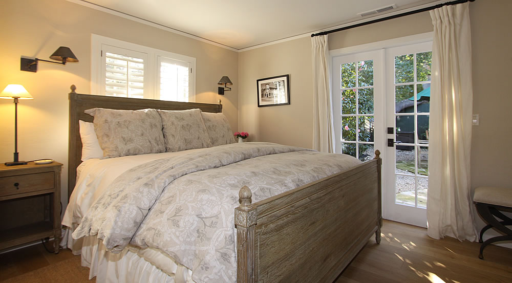 robin hood master bedroom with french doors